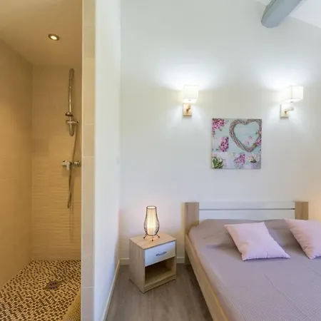 La Felyvonne: Familiale Avec Terrasse Et Vue Villa Hyeres