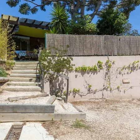 La Felyvonne, Familiale Confortable Avec Sa Grande Terrasse Ombragee Et Sa Vue Degagee Vers La Hyères