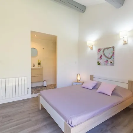 La Felyvonne: Familiale Avec Terrasse Et Vue Villa