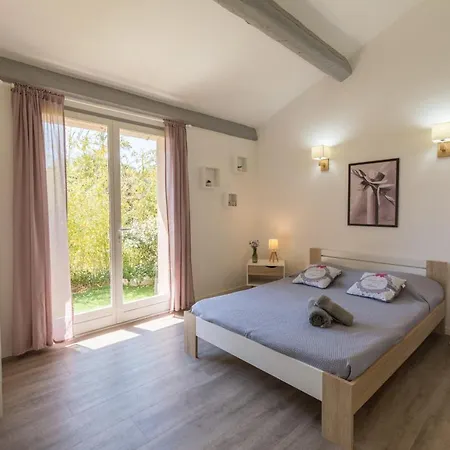 Villa La Felyvonne: Familiale Avec Terrasse Et Vue Hyeres
